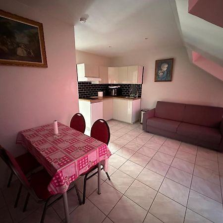 Appartement Meuble Венсенн Екстер'єр фото