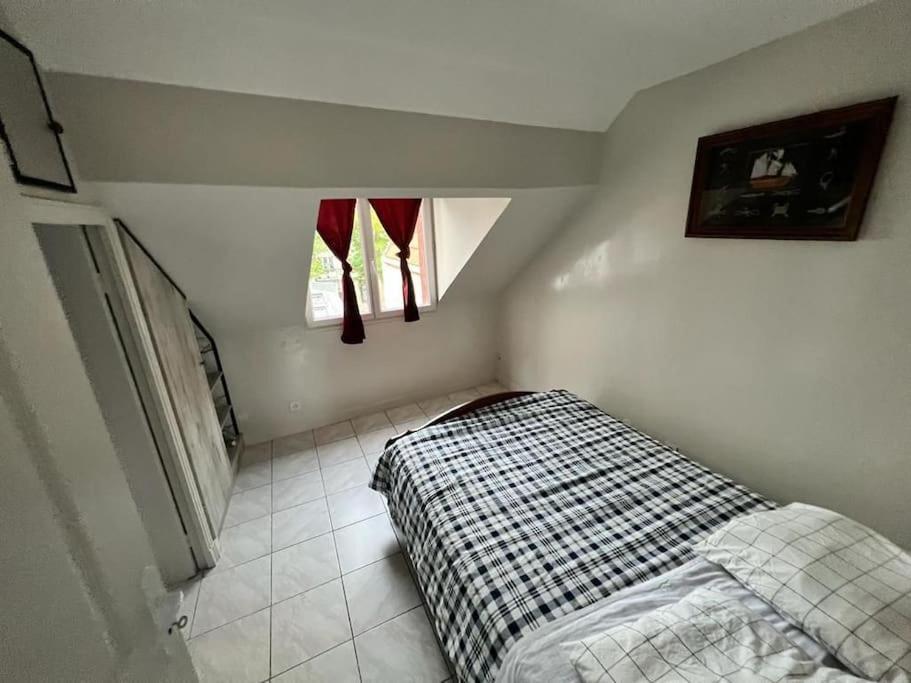 Appartement Meuble Венсенн Екстер'єр фото